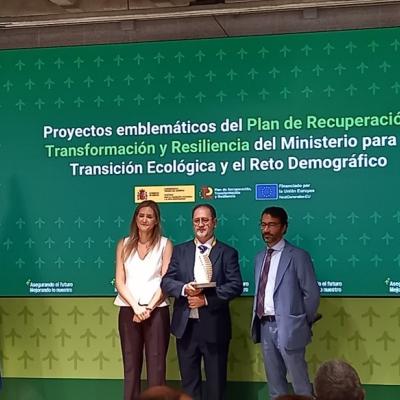 Pío Hernández recibe el galardón